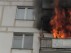 Спасение москвича с горящего балкона сняли на видео