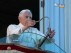 Ушедший Бенедикт XVI превратился в почетного понтифика