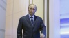 Путин призвал госслужащих «тащить денежки» обратно в Россию