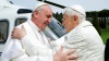 Бенедикт XVI прилетел в Ватикан на белом вертолете