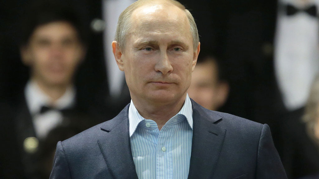 Путин без галстука в рубашке