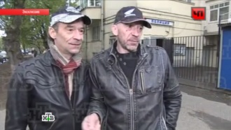 Братьев из «Приключений Электроника» задержали за курение в общественном месте