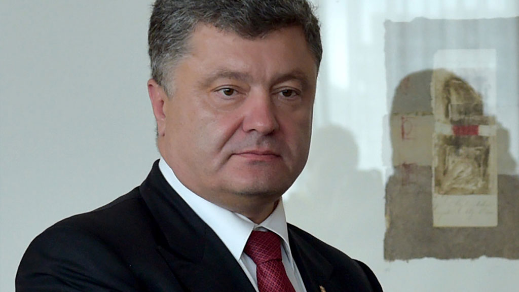 Порошенко возмущен планами Луганской и Донецкой областей отделиться от ...