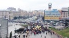 Демонстранты с белыми платками перекрыли Крещатик и требуют отставки Кличко 