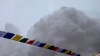 Альпинисты на Эвересте успели снять на видео накрывшую их лавину