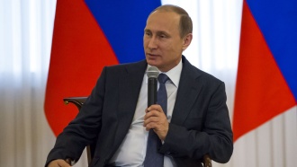Путин: Россию устраивают цены на нефть и курс рубля