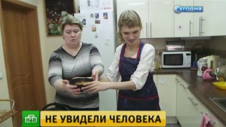 «К животным лучше относятся»: Водянова рассказала о пережитых ее сестрой унижениях