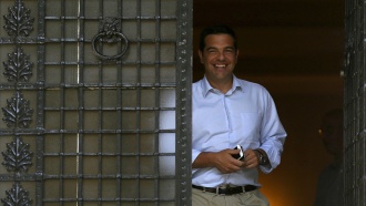 Ципрас подготовил прошение об отставке с поста <nobr>премьер-министра</nobr> Греции