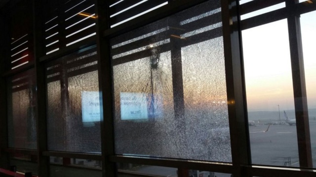 Взрыв в аэропорту Стамбула: скончалась раненая уборщица.Турция, аэропорты, взрывы, самолеты.НТВ.Ru: новости, видео, программы телеканала НТВ