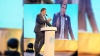 Новый конфуз: Саакашвили появился на публике с заправленными в носки брюками