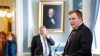 Премьер Исландии ушел в отставку после офшорного скандала 
