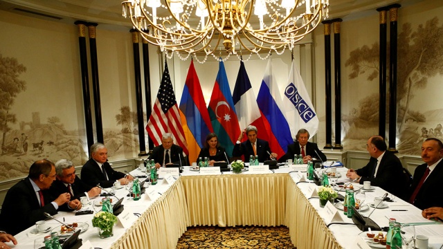 Лидеры Армении и Азербайджана провели переговоры в Вене.Азербайджан, Армения, дипломатия, переговоры.НТВ.Ru: новости, видео, программы телеканала НТВ