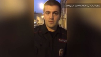 Петербургский полицейский задержал парня за охоту на покемонов