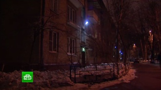 В Москве младенец попал в больницу после падения снега на коляску