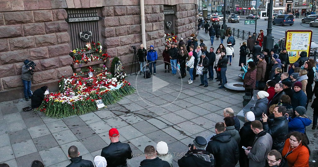 Теракт в петербургском метрополитене фото