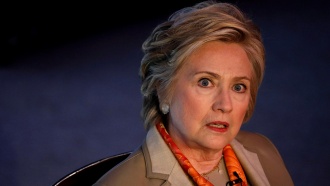 Хиллари Клинтон винит в своем поражении на выборах Россию, WikiLeaks и главу ФБР