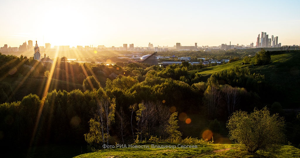 Солнечно в москве