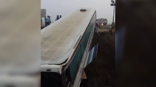 Пассажирский автобус съехал в кювет в Дагестане: есть пострадавшие.ДТП, Дагестан, автобусы.НТВ.Ru: новости, видео, программы телеканала НТВ