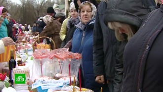 В московских храмах в Великую субботу освящают куличи и яйца