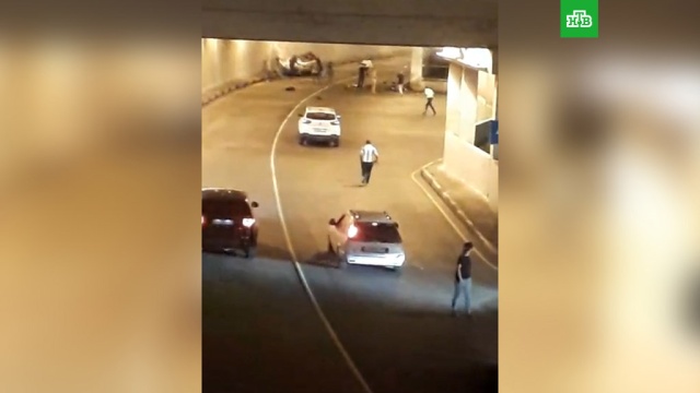 На юге Москвы автомобиль перевернулся в тоннеле, есть погибшие.ГИБДД, ДТП, Москва, автомобили.НТВ.Ru: новости, видео, программы телеканала НТВ