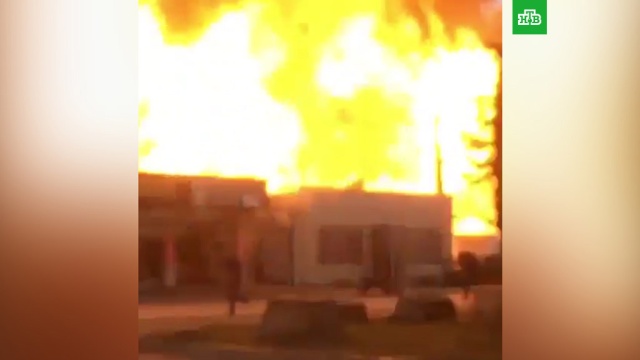 Мощный взрыв на АЗС в Чечне попал на видео.АЗС, Чечня, взрывы, пожары.НТВ.Ru: новости, видео, программы телеканала НТВ