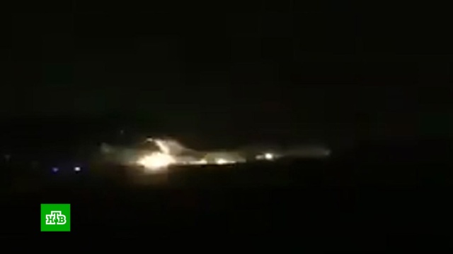 При посадке горящего самолета в Тегеране никто не пострадал.Иран, авиационные катастрофы и происшествия, аэропорты, пожары, самолеты.НТВ.Ru: новости, видео, программы телеканала НТВ