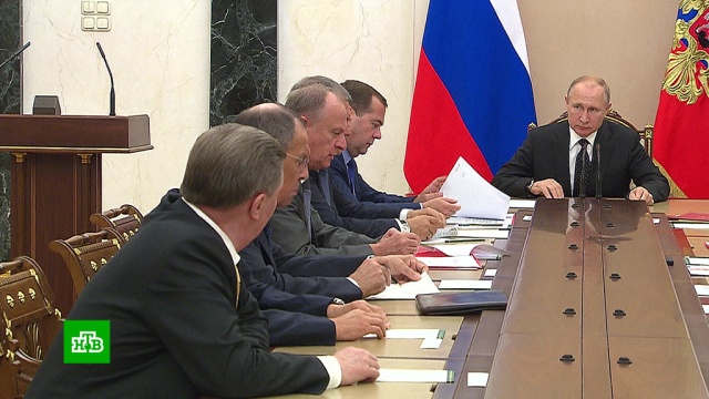 Путин обсудил на Совбезе саммит G20 в Осаке.G20, Песков, Путин, Япония, переговоры.НТВ.Ru: новости, видео, программы телеканала НТВ