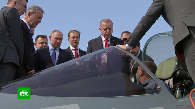 «Можете купить»: Путин показал Эрдогану новейший Су-57.Путин, Эрдоган, авиасалоны и авиашоу, авиация, самолеты.НТВ.Ru: новости, видео, программы телеканала НТВ