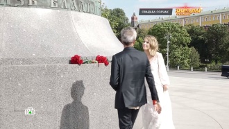 Собчак и Богомолов возложили цветы к памятнику крестителя Руси