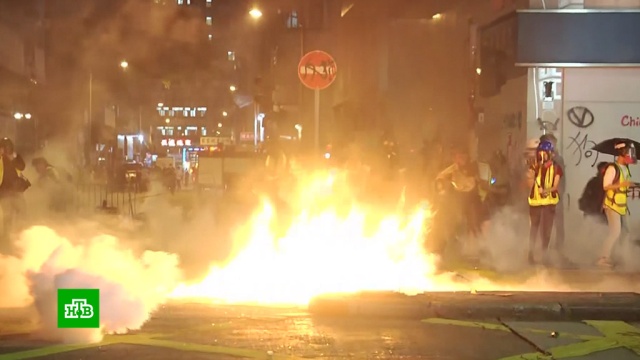 Чили, Гонконг и Барселона превратились в «горячие точки» массовых протестов.Гонконг, Испания, Каталония, Чили, беспорядки, митинги и протесты.НТВ.Ru: новости, видео, программы телеканала НТВ
