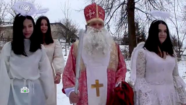Одна страна — два праздника: украинцев снова заставляют отмечать «правильное» Рождество.Запад, Зеленский, Рождество, Украина, православие, религия.НТВ.Ru: новости, видео, программы телеканала НТВ