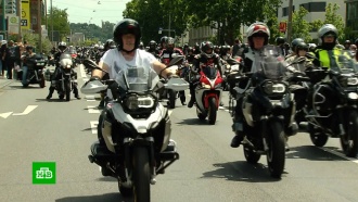 В Гамбурге тысячи байкеров устроили парад в защиту прав мотоциклистов