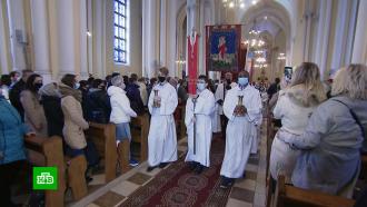 Московские католики отмечают Пасху в церквях и соборах
