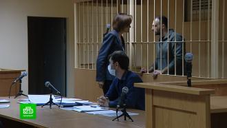 Суд в Петербурге назначил домашний арест превысившему полномочия полицейскому