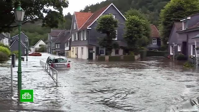 Мосты и дороги ушли под воду: страшный потоп стал неожиданностью для Германии.Германия, железные дороги, наводнения, реки и озера, стихийные бедствия.НТВ.Ru: новости, видео, программы телеканала НТВ