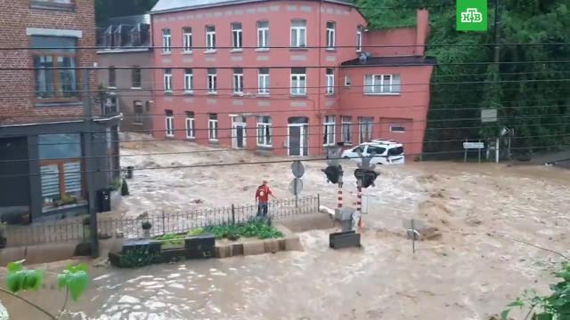На юге Бельгии из-за ливней началось новое наводнение.Бельгия, наводнения, стихийные бедствия.НТВ.Ru: новости, видео, программы телеканала НТВ