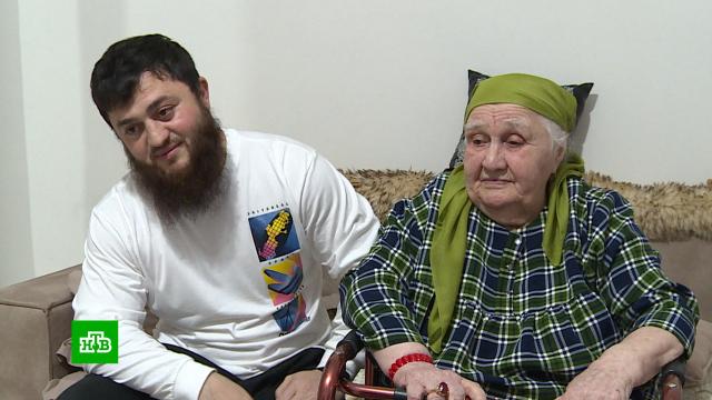 Как бабушка из Чечни стала звездой соцсетей с тысячами подписчиков