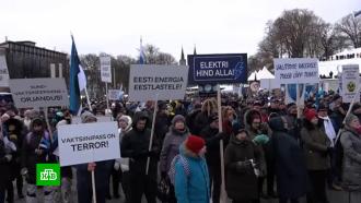 «Бедных делают нищими»: граждане стран Балтии получают непомерные счета за отопление