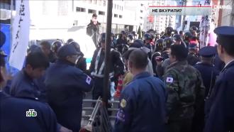 «Рвут и топчут российский флаг»: как японцы отмечают День северных территорий