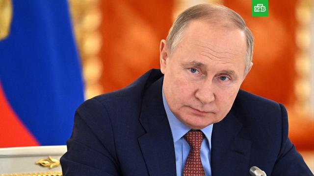 Кремль: Путин иногда шутит по поводу заявлений о «вторжении» РФ на Украину.Песков, Путин, США, Украина, войны и вооруженные конфликты.НТВ.Ru: новости, видео, программы телеканала НТВ