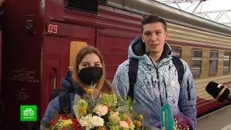 В Петербурге встретили олимпийских чемпионов по фигурному катанию