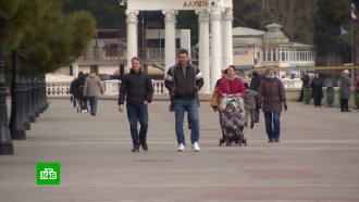 Отдыхавшие в Крыму туристы возвращаются домой поездами 