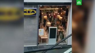 В закрытом магазине IKEA на юге Москвы заметили танцующих людей