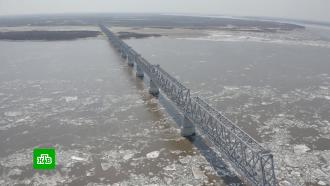 Завершено возведение российской части железнодорожного моста через Амур
