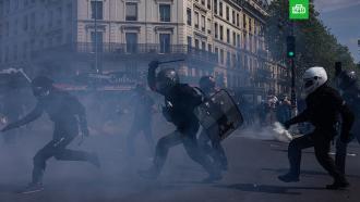 Полиция задержала более 50 радикалов, устроивших погромы и стычки в Париже