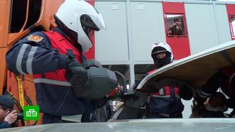 В Подмосковье прошли учения <nobr>пожарных-мотоциклистов</nobr> и альпинистов