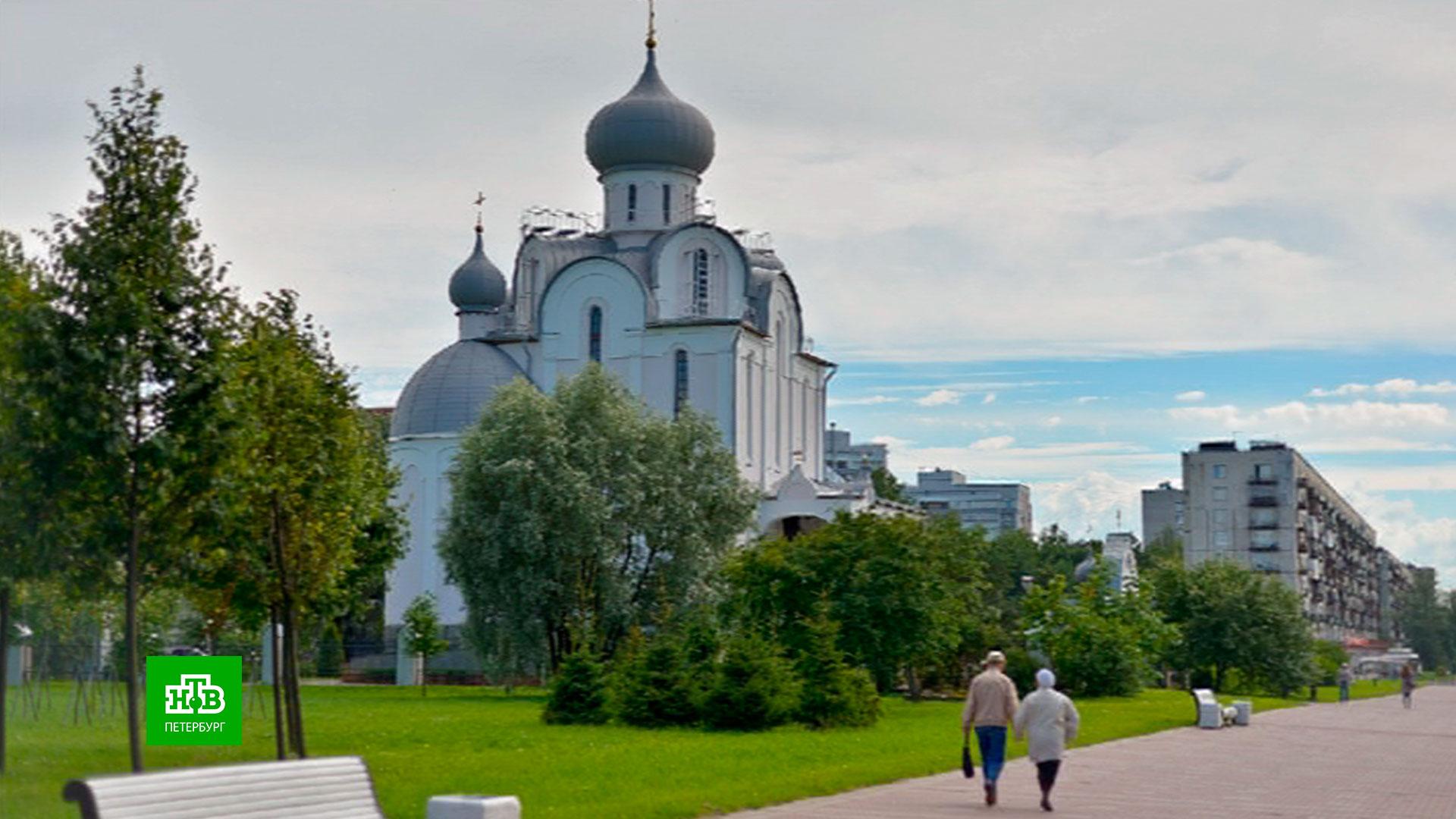 Церковь на пискаревском проспекте. Храм Благовещения Пресвятой Богородицы на Пискаревском. Храм Рождества Христова на Пискаревском проспекте. Церковь Благовещения Пресвятой Богородицы Пискаревский проспект. Церковь Рождества Христова СПБ Пискаревский.