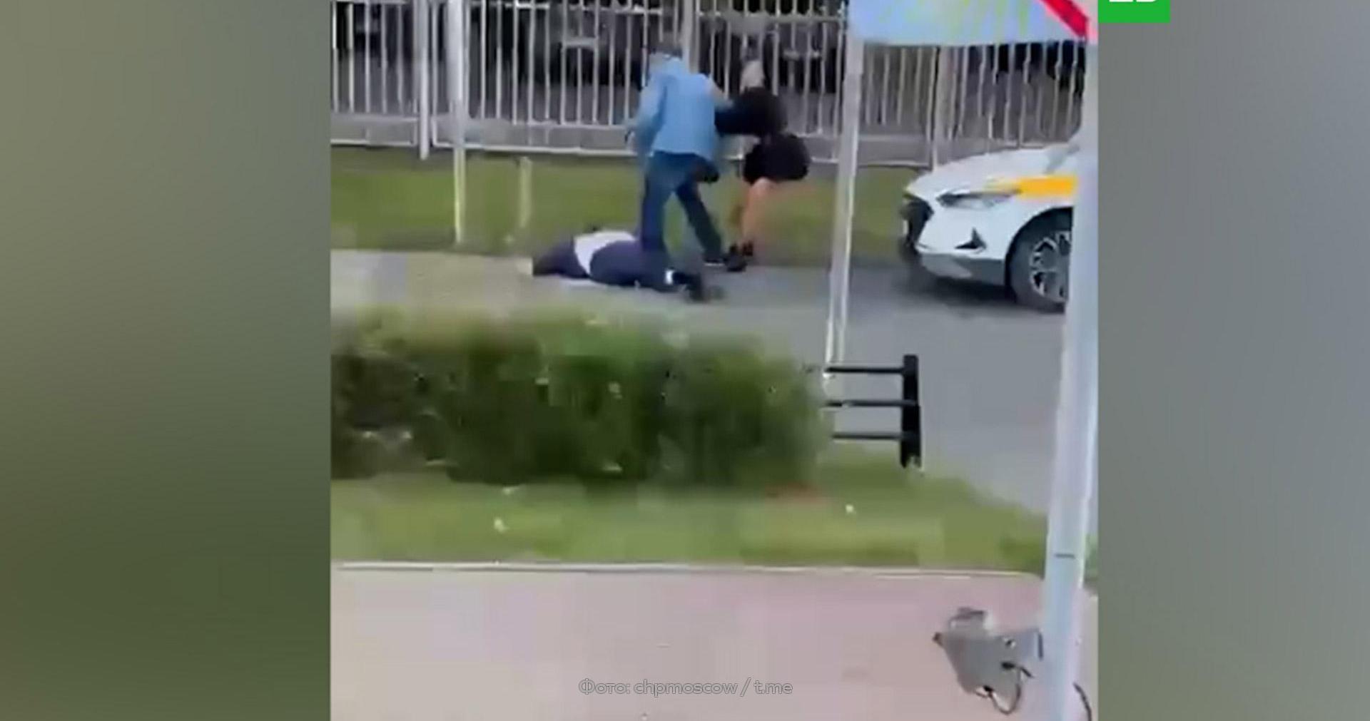 Таксист избил мужчину. Стрельбом в Москве. Стрельба возле парка.