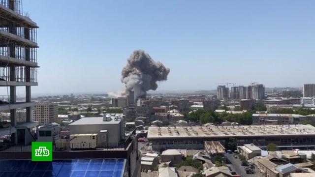 Число погибших при взрыве на рынке в Ереване достигло двух.Армения, Ереван, взрывы, ярмарки и рынки.НТВ.Ru: новости, видео, программы телеканала НТВ