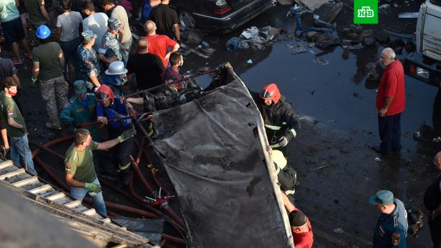 Число погибших в результате взрыва на рынке в Ереване увеличилось до 15.В Ереване спасатели извлекли из-под завалов на рынке «Сурмалу» тело 15-го погибшего.Армения, Ереван, взрывы, ярмарки и рынки.НТВ.Ru: новости, видео, программы телеканала НТВ